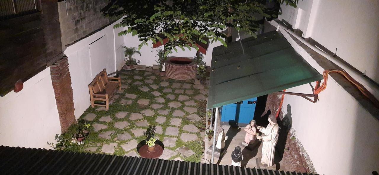 Escolta'S Homey Lodge Vigan Exterior photo