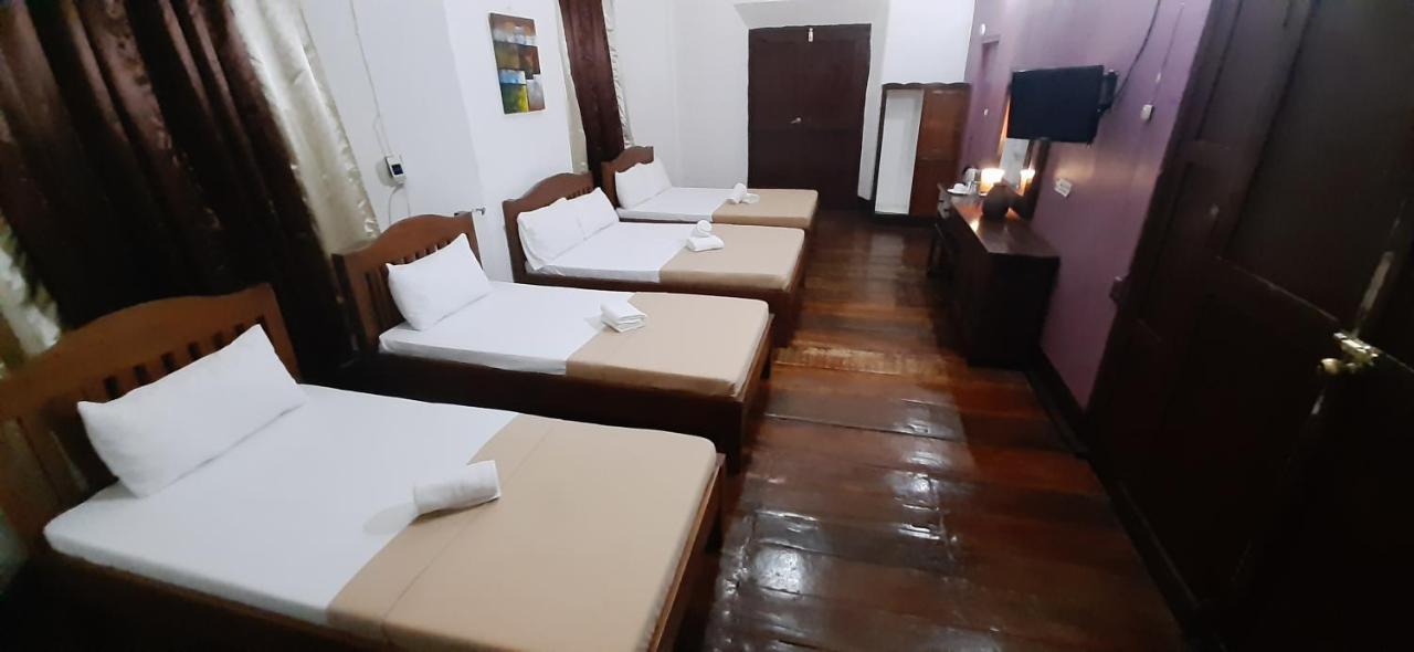 Escolta'S Homey Lodge Vigan Exterior photo