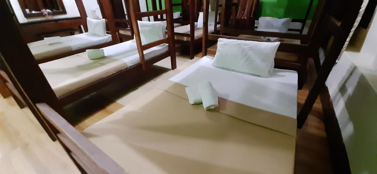 Escolta'S Homey Lodge Vigan Exterior photo