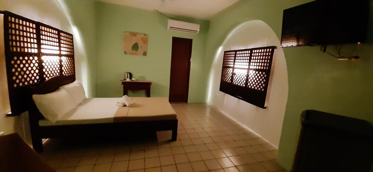 Escolta'S Homey Lodge Vigan Exterior photo