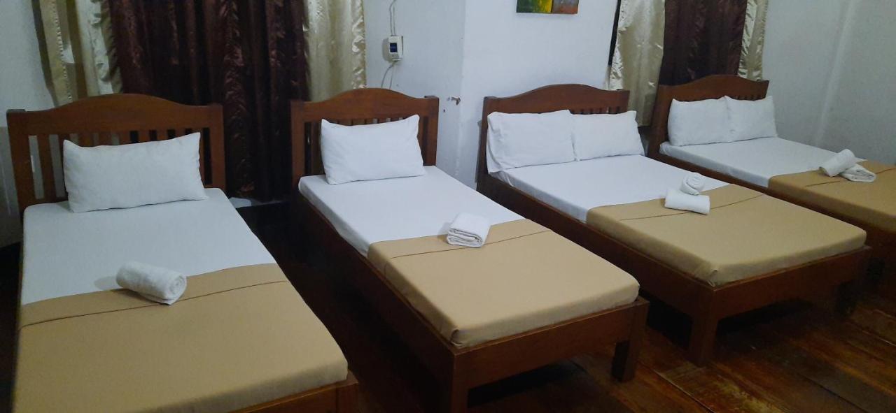 Escolta'S Homey Lodge Vigan Exterior photo